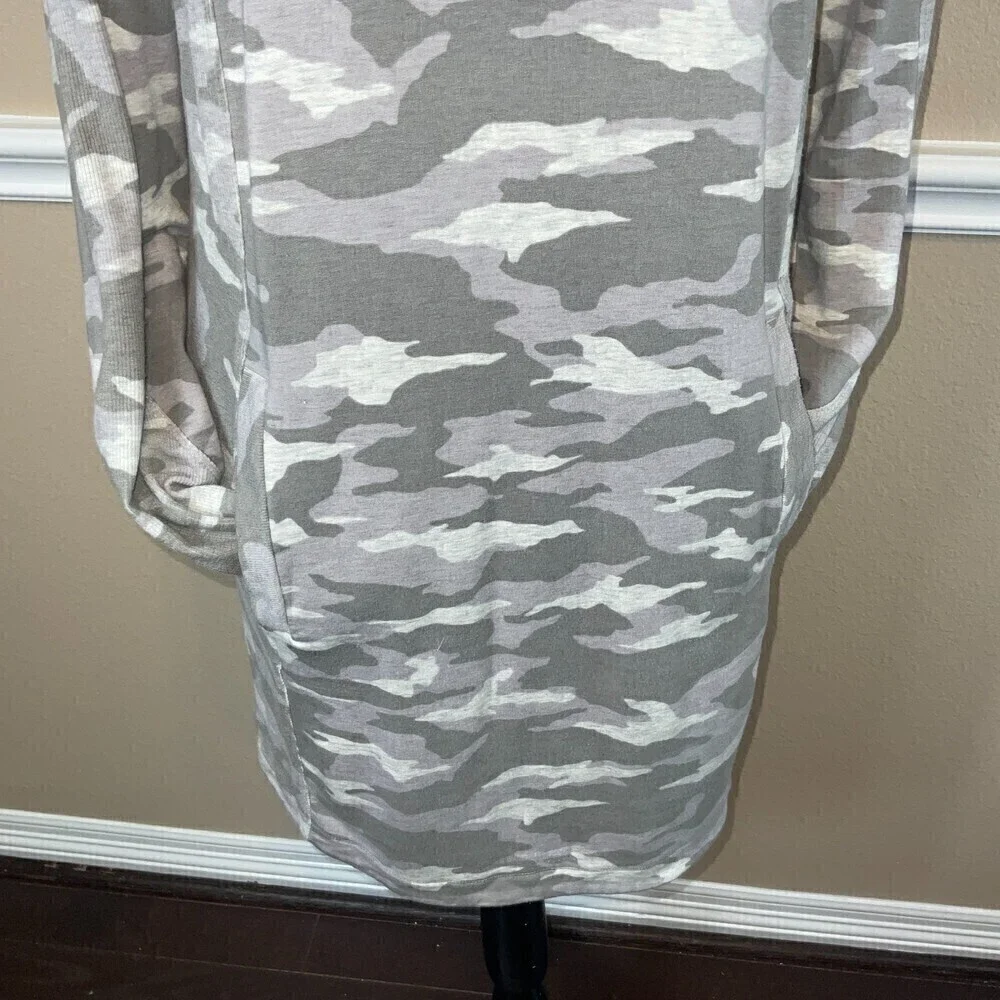 Athleta Women Gray Camo Dress Sz M Long Sleeve Active Sports Carefree Oversize - Picture 8 of 12